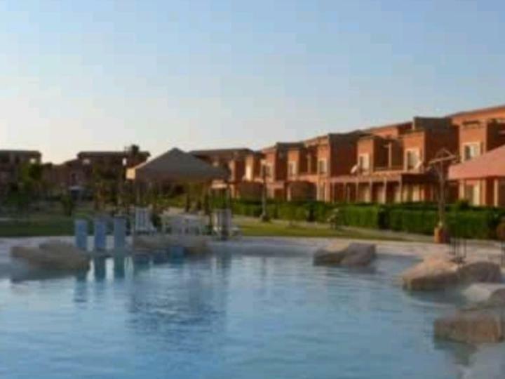 Marina Wadi Degla Villa Duplex 4 Bedrooms 艾因苏赫纳 外观 照片
