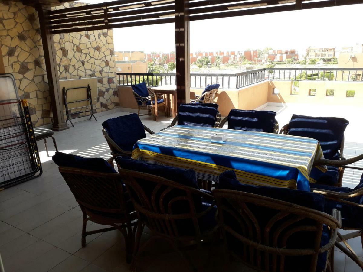 Marina Wadi Degla Villa Duplex 4 Bedrooms 艾因苏赫纳 外观 照片